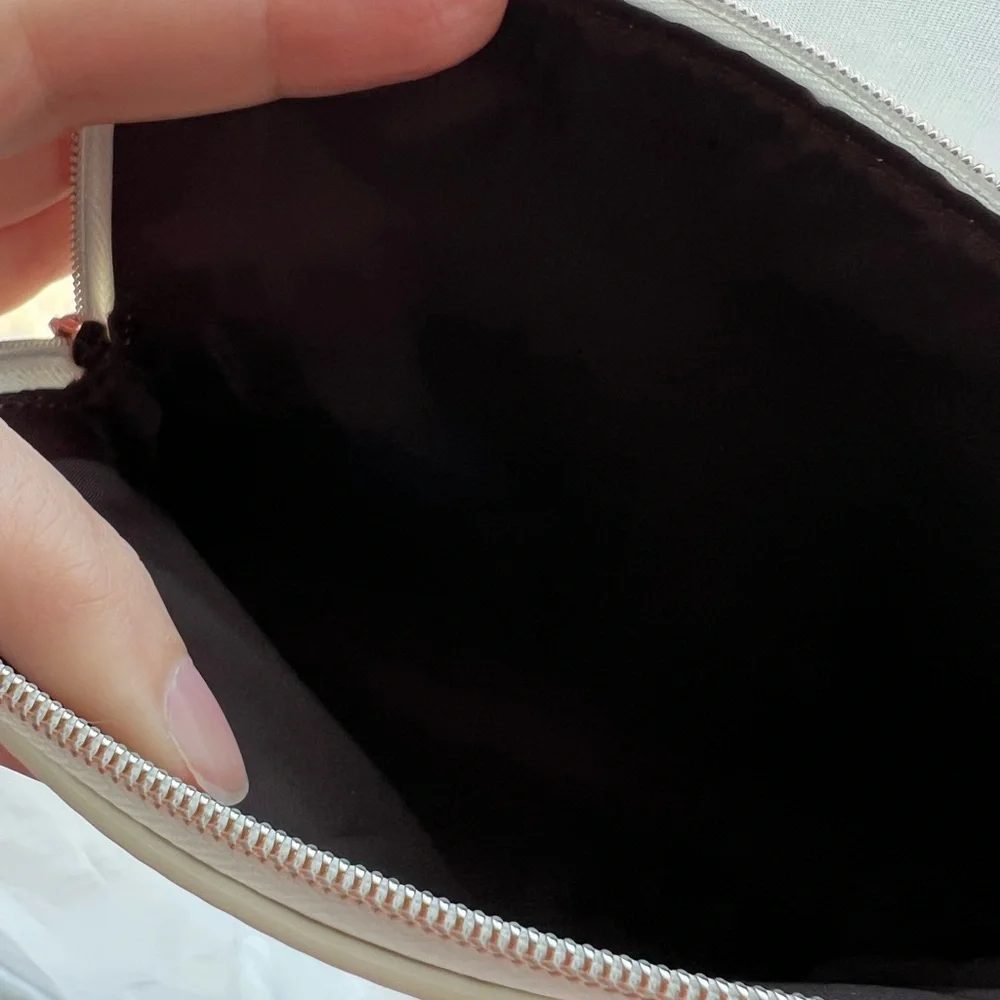 NEW Charlotte Tilbury “Darling, Get Your Glow On!” Cosmetic Bag
